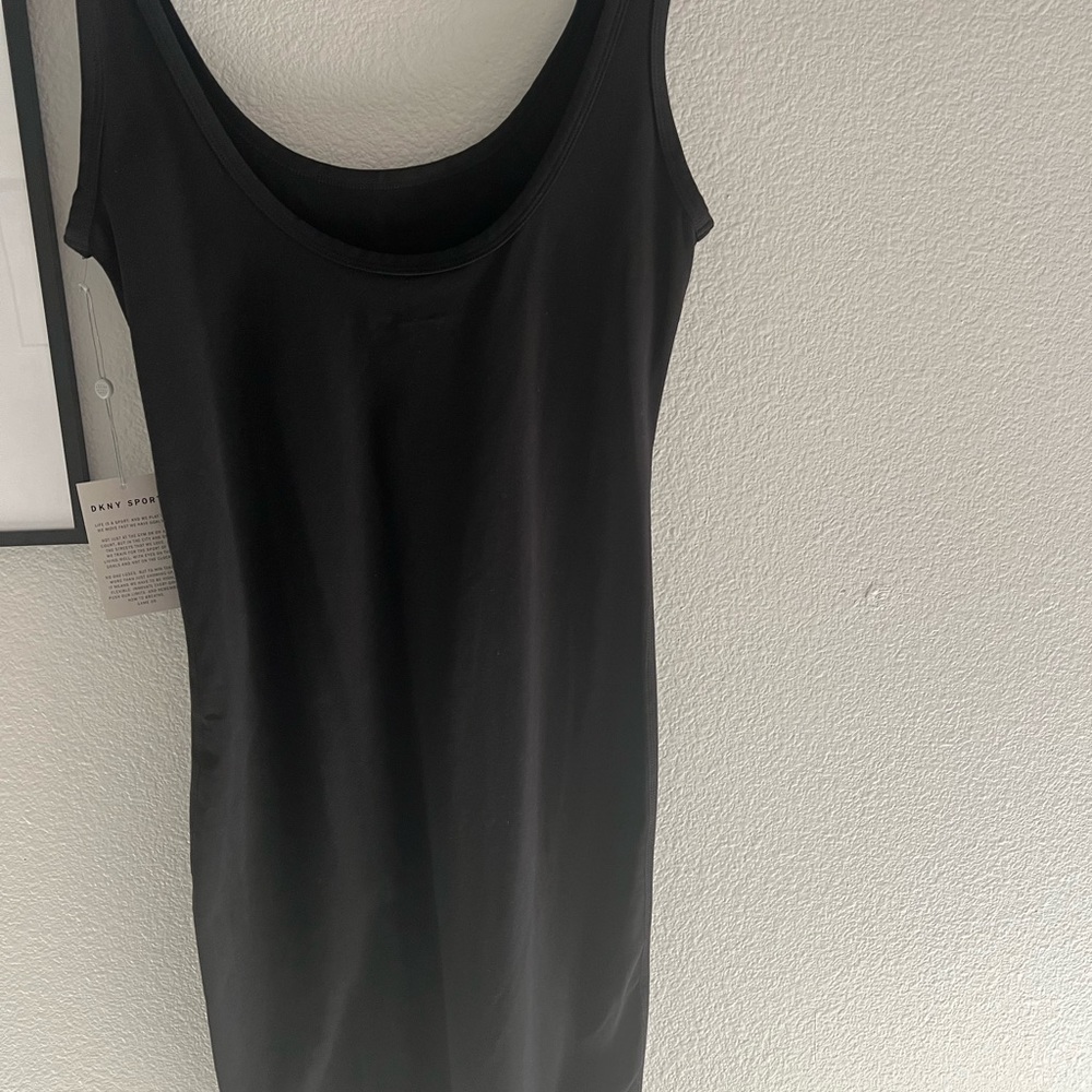 DKNY Black Stretch Midi Dress – Sleek & Minimalist Style - Picture 3 of 4